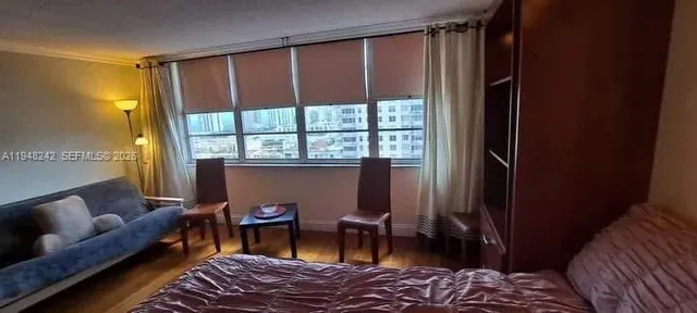 $1,800 | 251 174th Street, Unit 2110, Sunny Isles Beach, FL 33160