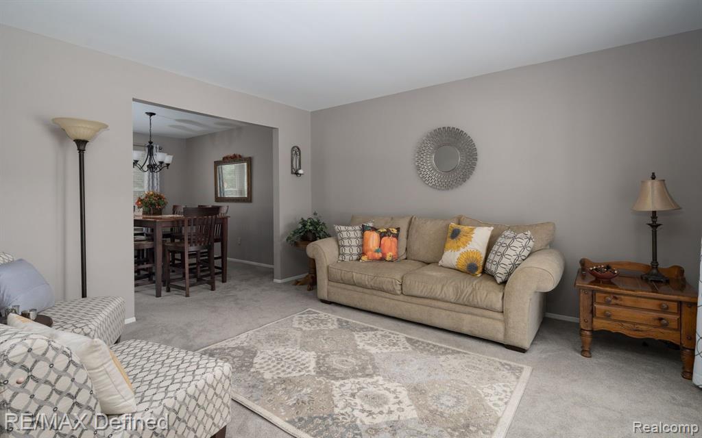 1982 Brookfield Road Rochester Hills, MI 48306 - Photo 7 of 43