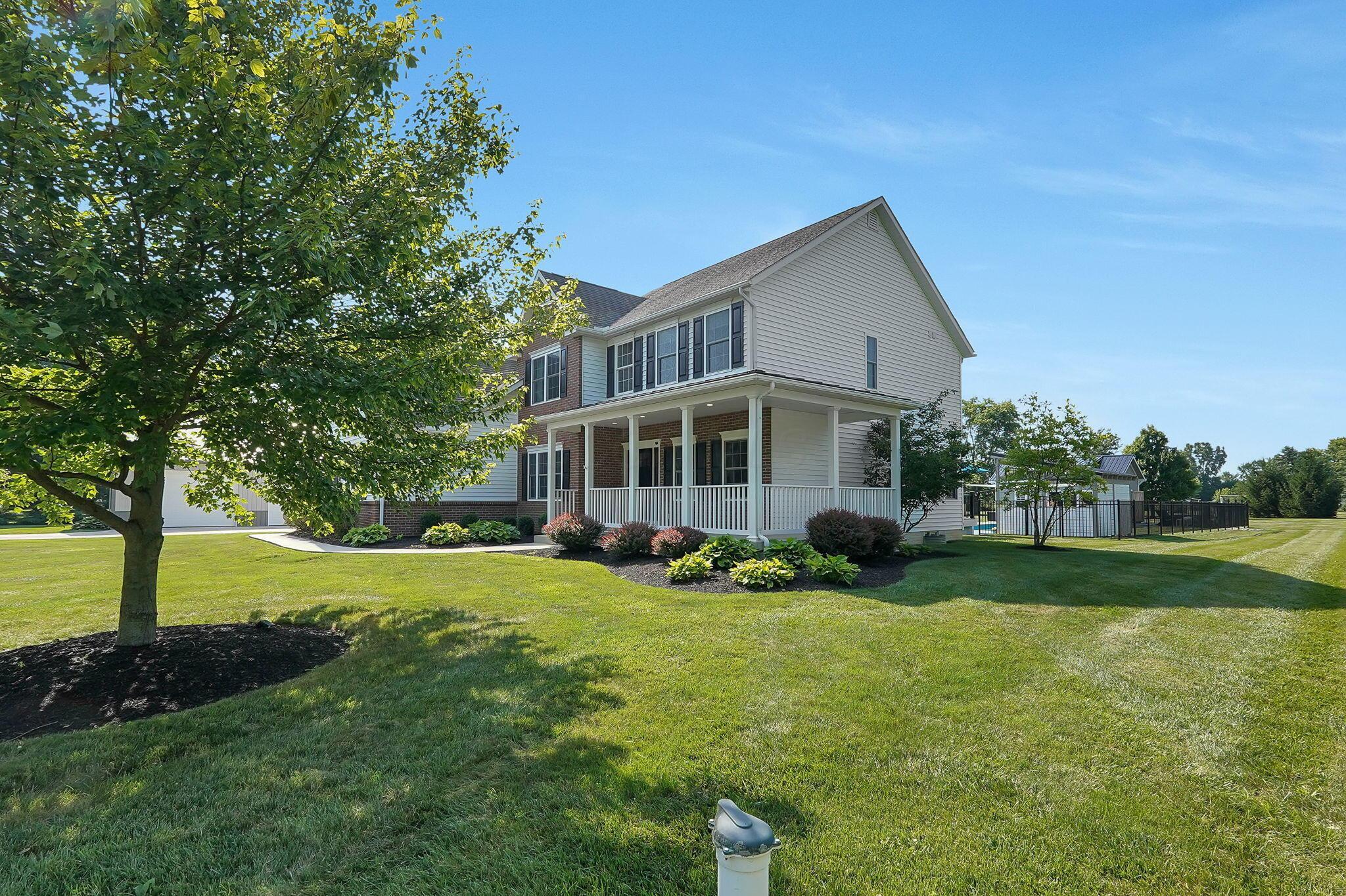 7525 Hayden Run Road Hilliard, OH 43026 - Photo 6 of 73 4-web-or-mls-7525-hayden-run-rd