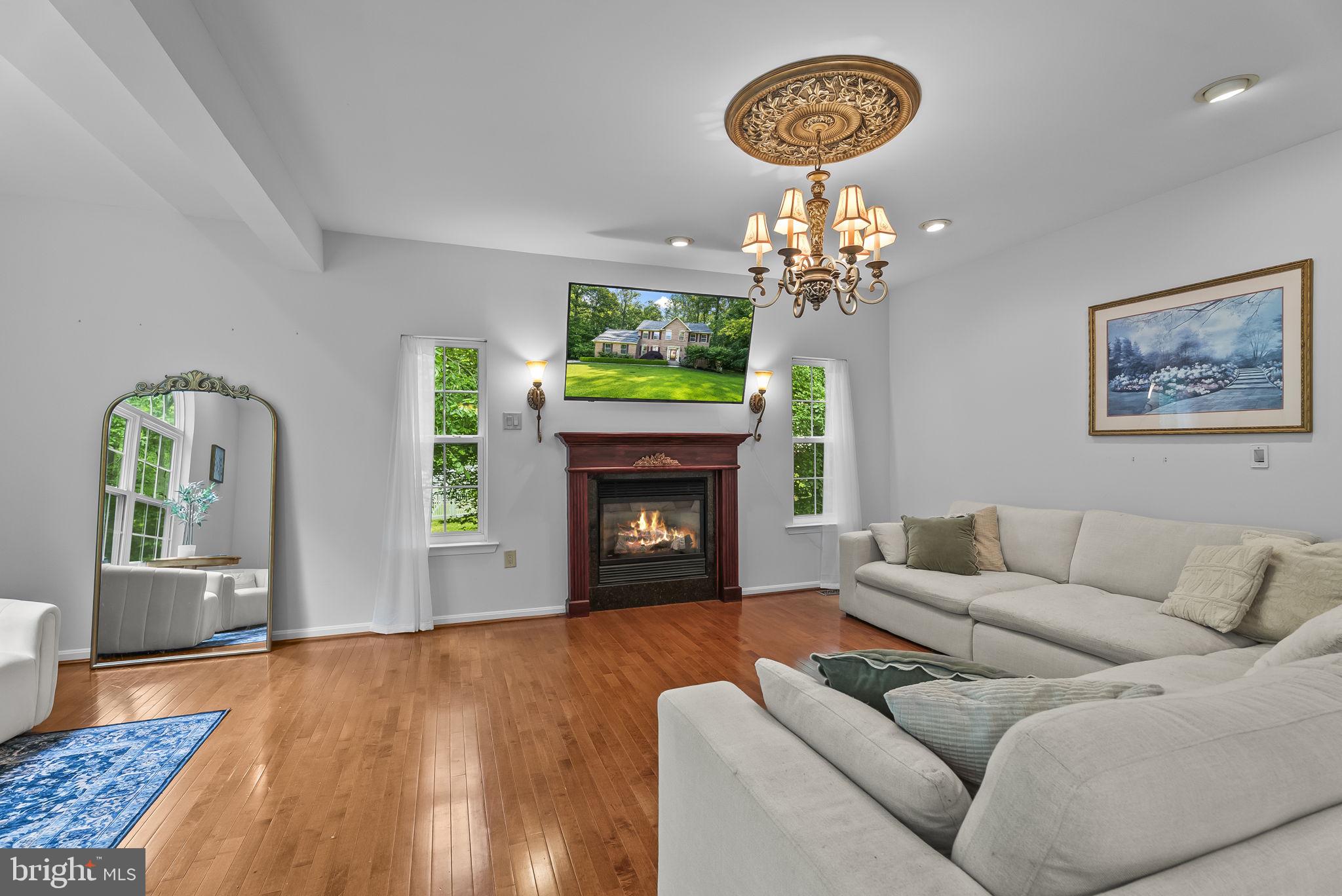 2015 Rosedale Lane Huntingtown, MD 20639 - Photo 18 of 63 living room