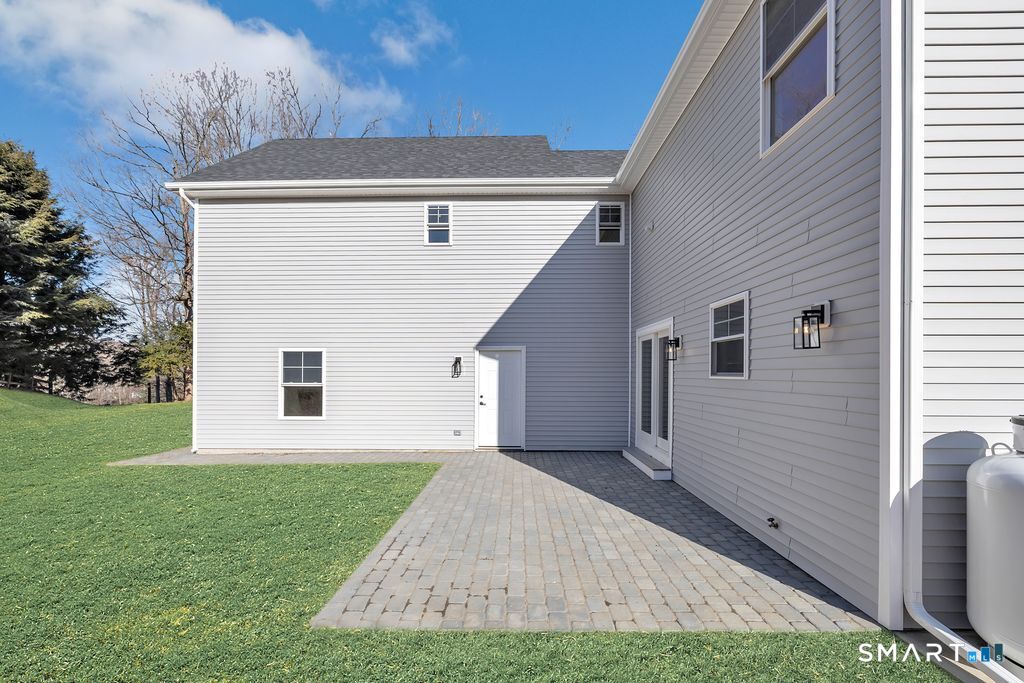 100 Tashua Road Trumbull, CT 06611 - Photo 26 of 29