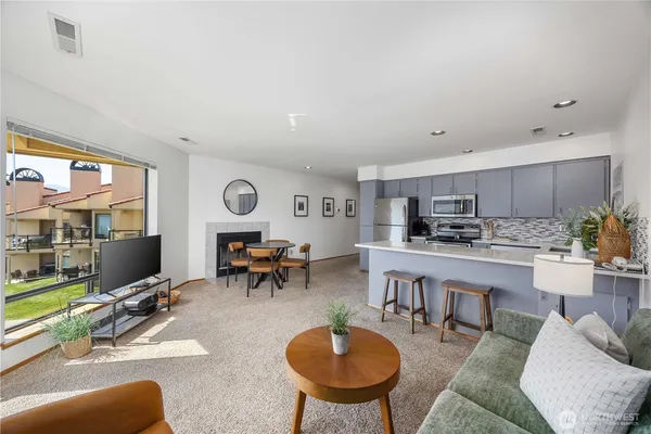 $749,000 | 100 Lake Chelan Shores Drive, Unit 167&8, Chelan, WA 98816