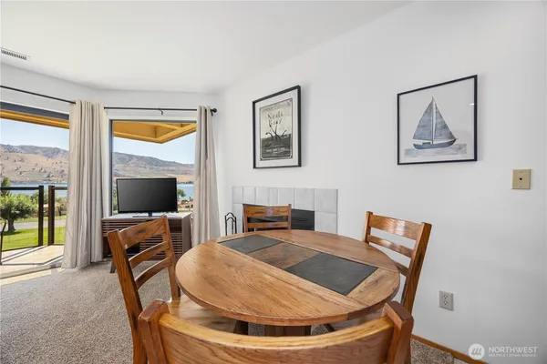 $749,000 | 100 Lake Chelan Shores Drive, Unit 167&8, Chelan, WA 98816