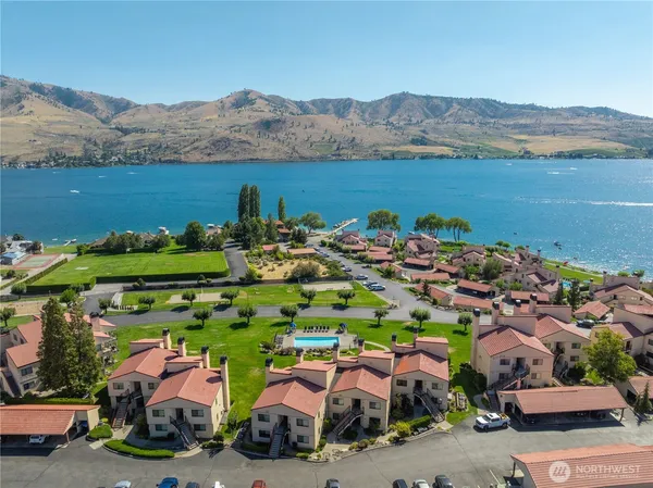 $749,000 | 100 Lake Chelan Shores Drive, Unit 167&8, Chelan, WA 98816