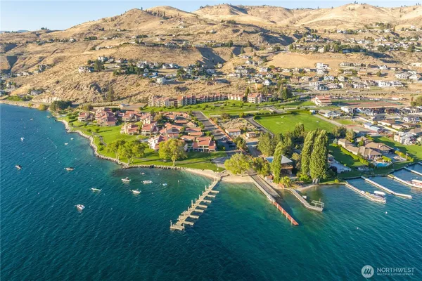 $749,000 | 100 Lake Chelan Shores Drive, Unit 167&8, Chelan, WA 98816