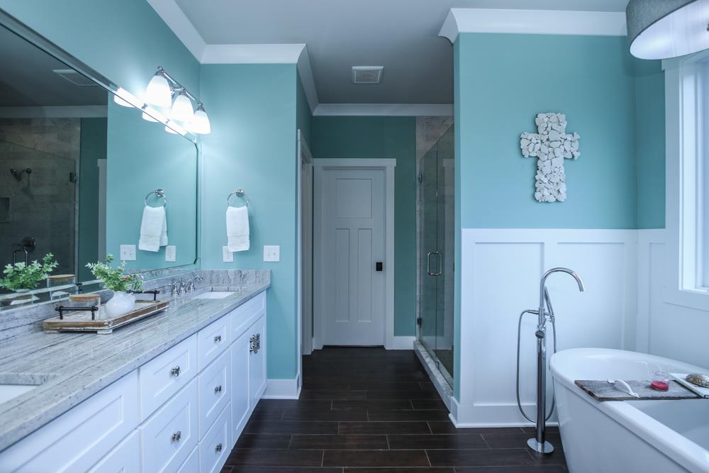 3403 East Compton Road Murfreesboro, TN 37130 - Photo 16 of 30 Master Bathroom