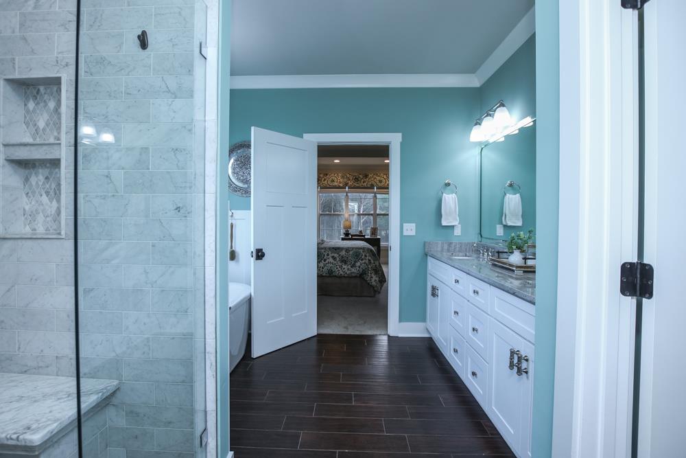 3403 East Compton Road Murfreesboro, TN 37130 - Photo 17 of 30 Master Bathroom