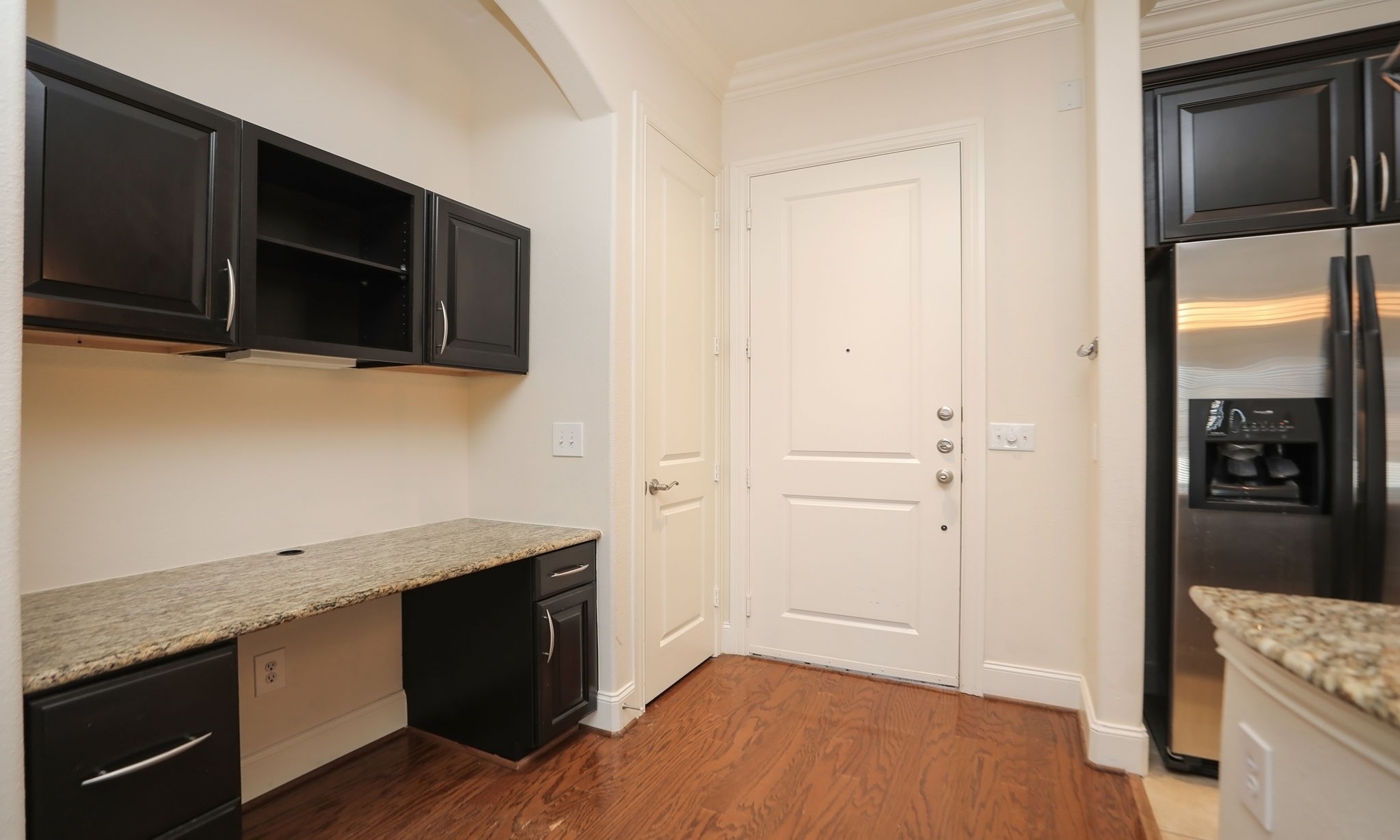 2120 Kipling Street, Unit 402 Houston, TX 77098 - Photo 4 of 30