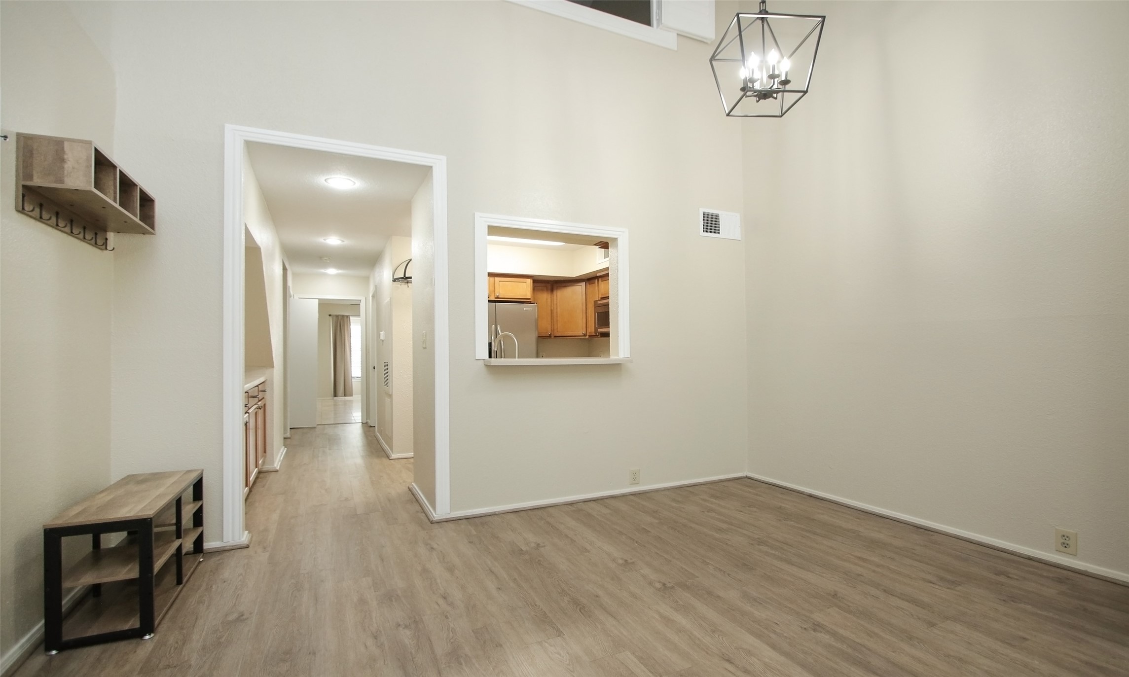 4900 Floyd Street, Unit 11 Houston, TX 77007 - Photo 8 of 37 Dining Room