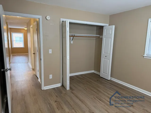 $1,350 | 703 Riverland Road Southeast, Roanoke, VA 24014