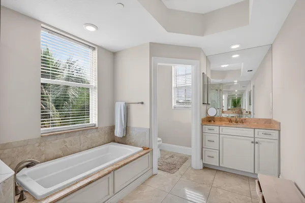 $5,800 | 834 Bay Colony Drive South, Juno Beach, FL 33408