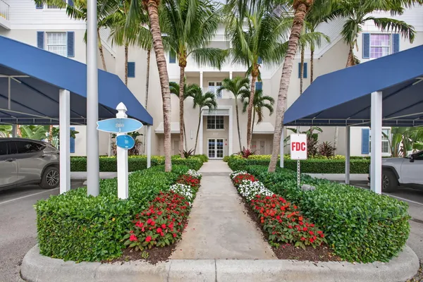 $5,800 | 834 Bay Colony Drive South, Juno Beach, FL 33408