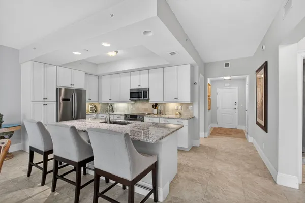 $5,800 | 834 Bay Colony Drive South, Juno Beach, FL 33408