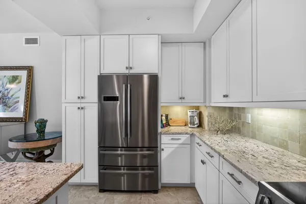 $5,800 | 834 Bay Colony Drive South, Juno Beach, FL 33408