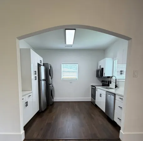$4,800 | 1968 West McKinney Street, Houston, TX 77019