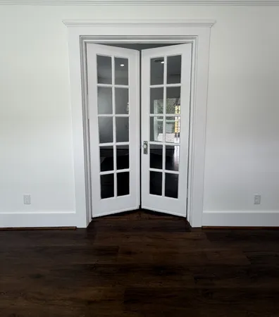 $4,800 | 1968 West McKinney Street, Houston, TX 77019