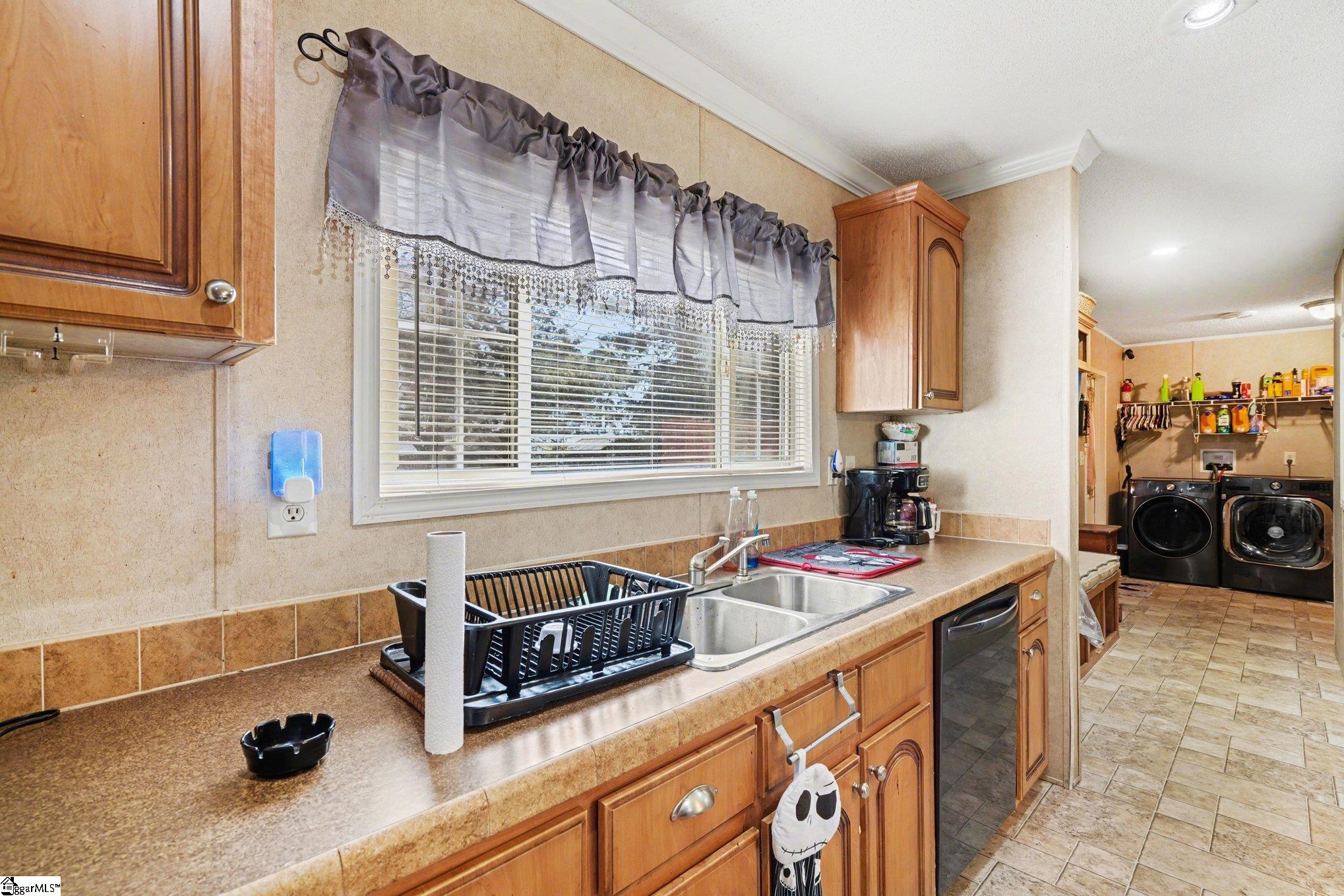 1004 Chapman Road Honea Path, SC 29654 - Photo 3 of 30