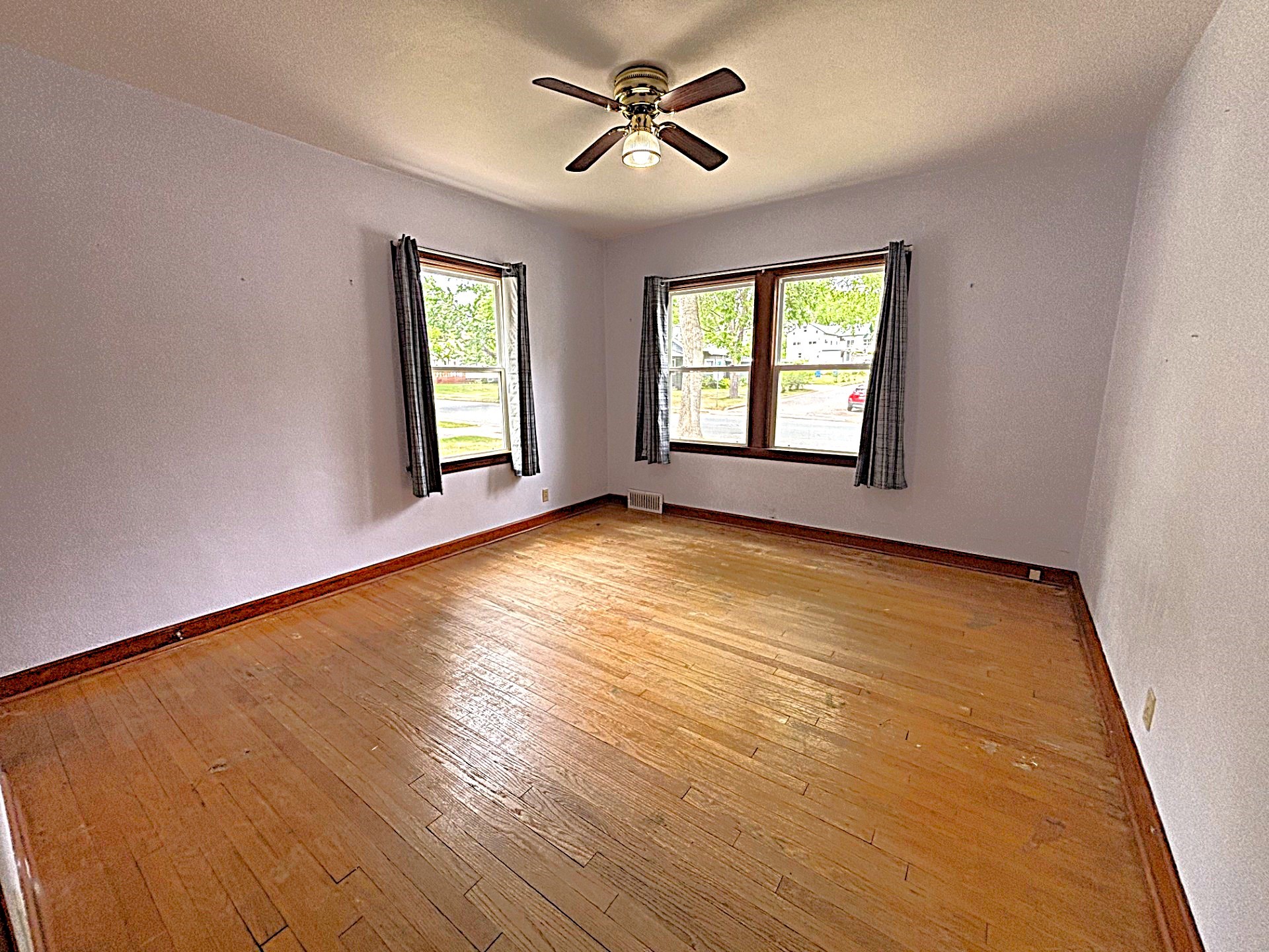 515 Oak Street Spooner, WI 54801 - Photo 14 of 34