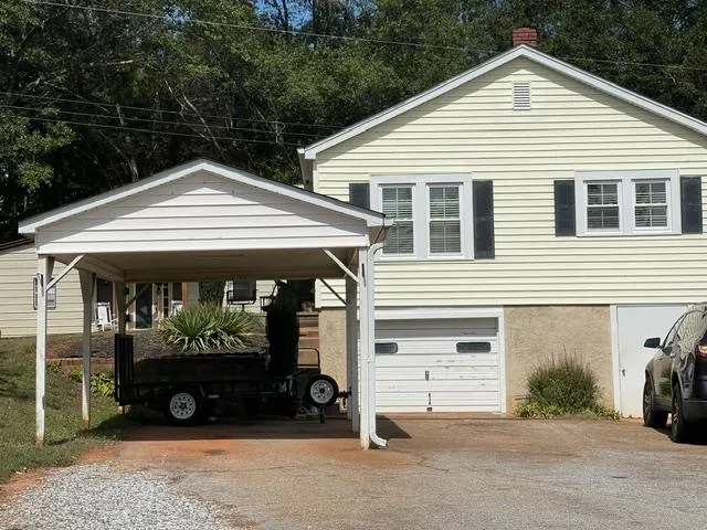 $274,900 | 170 Spartanburg Road, Duncan, SC 29334