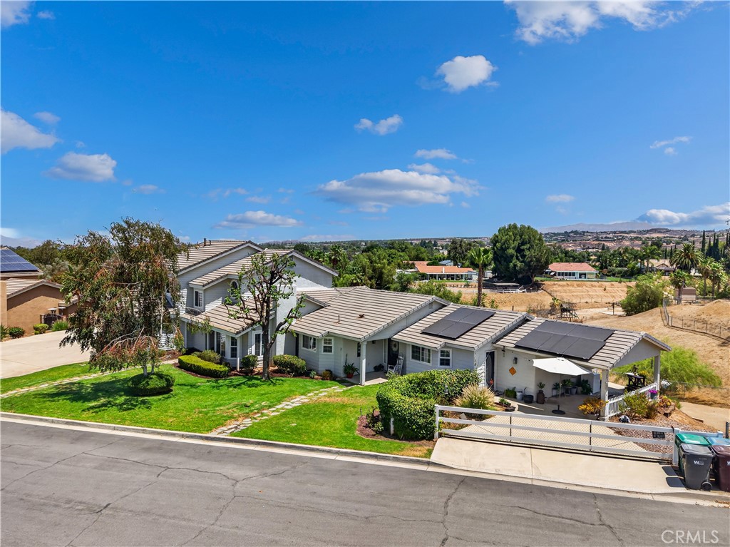 15366 Cayuse Court Riverside, CA 92506 - Photo 8 of 72 Gallery Image 8