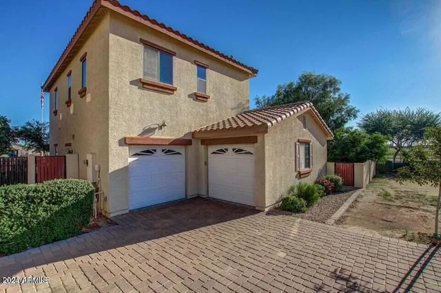 $8,900 | 14951 West Wilshire Drive, Goodyear, AZ 85395