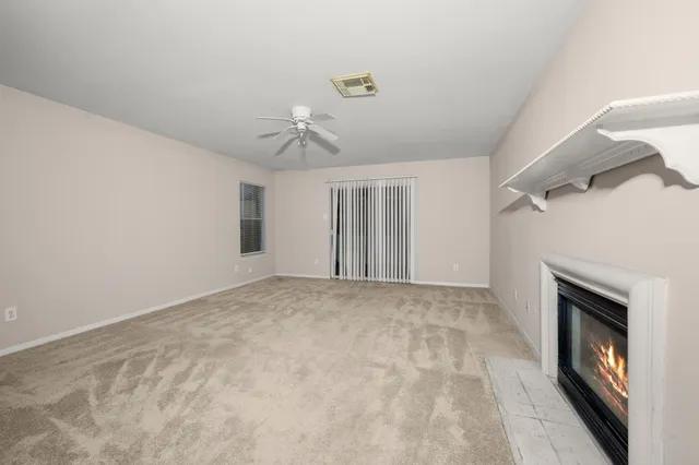 $2,000 | 3109 Berryfield Lane, Pearland, TX 77581