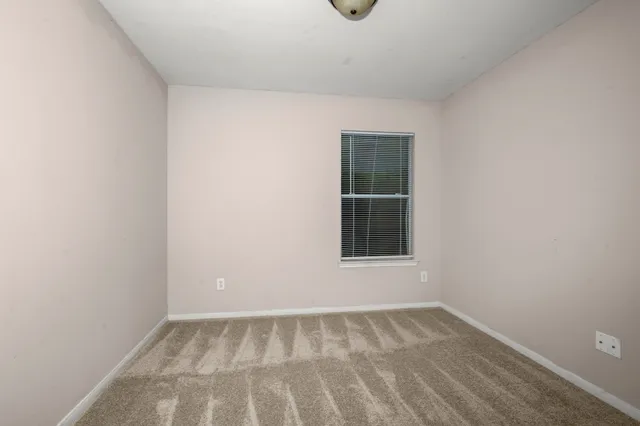 $2,000 | 3109 Berryfield Lane, Pearland, TX 77581