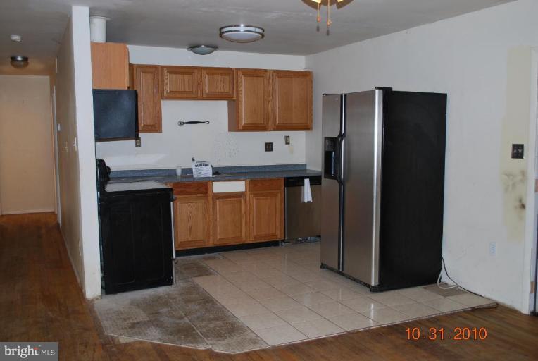 1839 Ridge Road Haymarket, VA 20169 - Photo 3 of 10 Kitchen