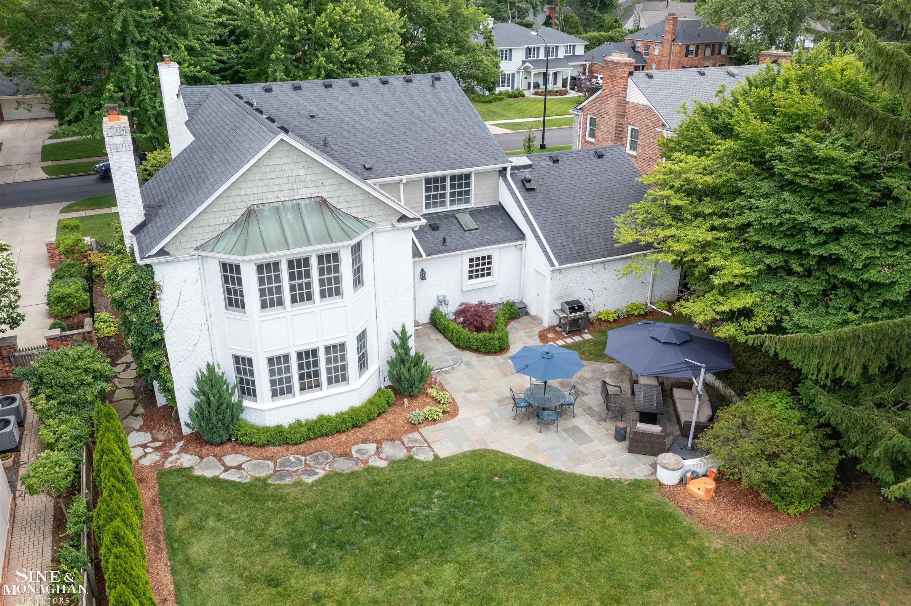 77 Merriweather Road Grosse Pointe Farms, MI 48236 - Photo 9 of 61 Gallery Image 9