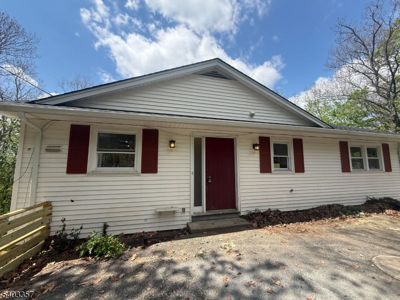 16 Sunset Trail Rockaway, NJ 07866 - Photo 2 of 27