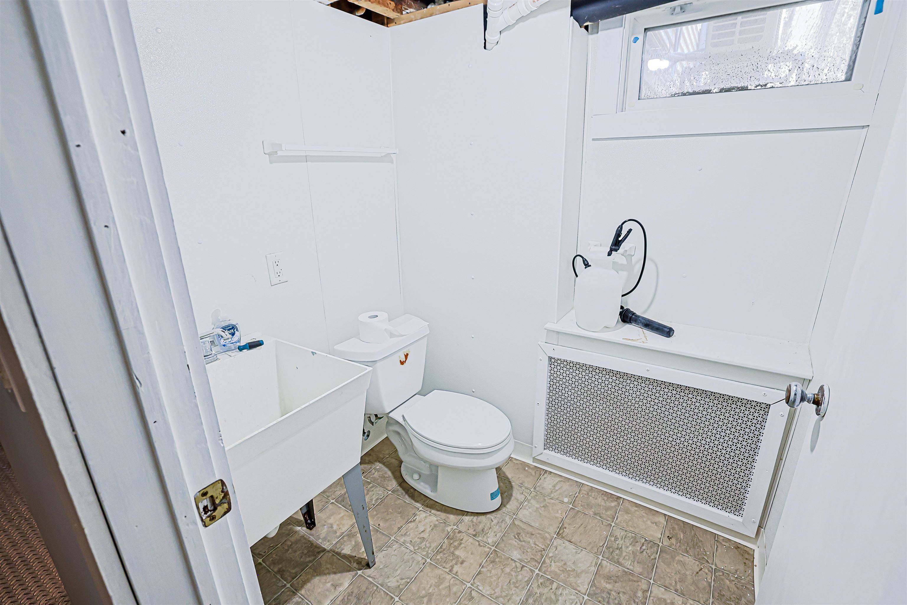 19 Strafford Road Dover, NH 03820 - Photo 24 of 35 Gallery Image 24