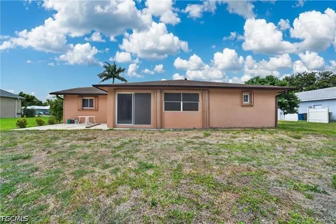 $295,000 | 6731 Eagle Tree Court, North Fort Myers, FL 33917