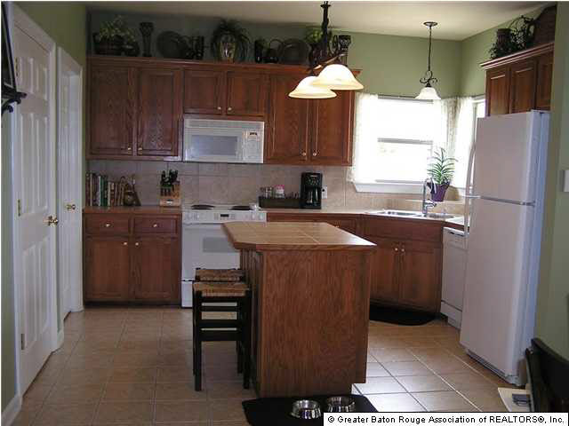 10417 Springpark Avenue Baton Rouge, LA 70810 - Photo 4 of 10