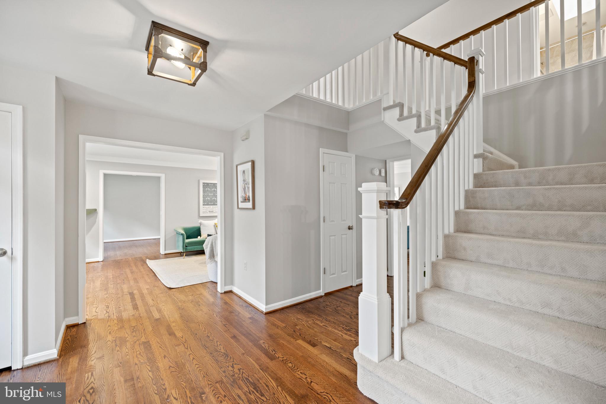 11875 Fawn Ridge Lane Reston, VA 20194 - Photo 6 of 45 Gallery Image 6