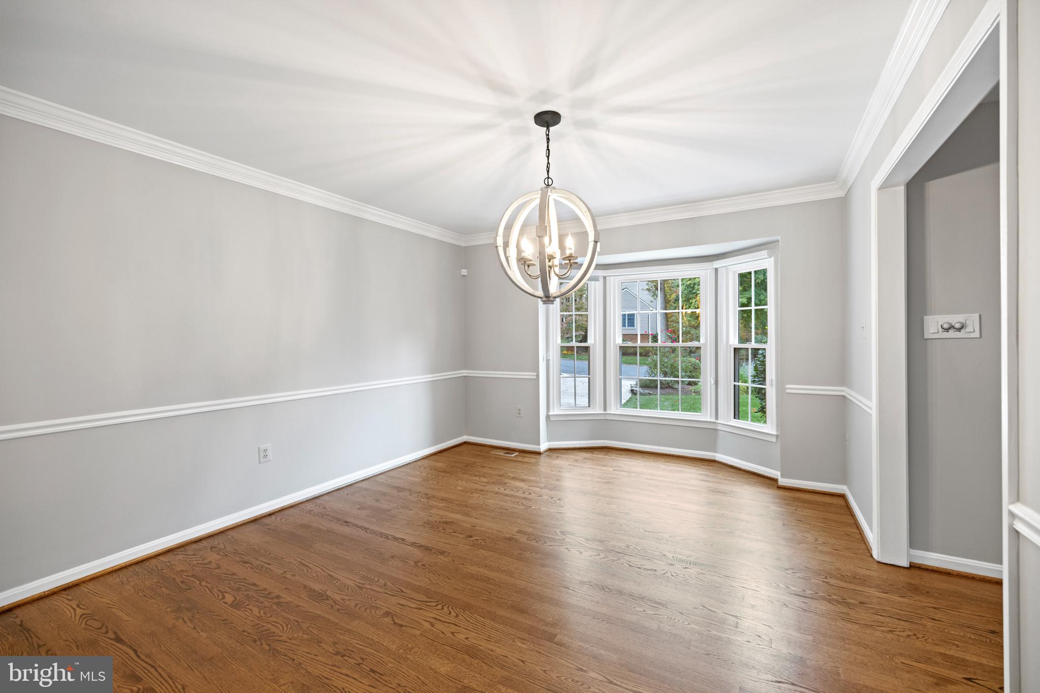 11875 Fawn Ridge Lane Reston, VA 20194 - Photo 8 of 45 Gallery Image 8