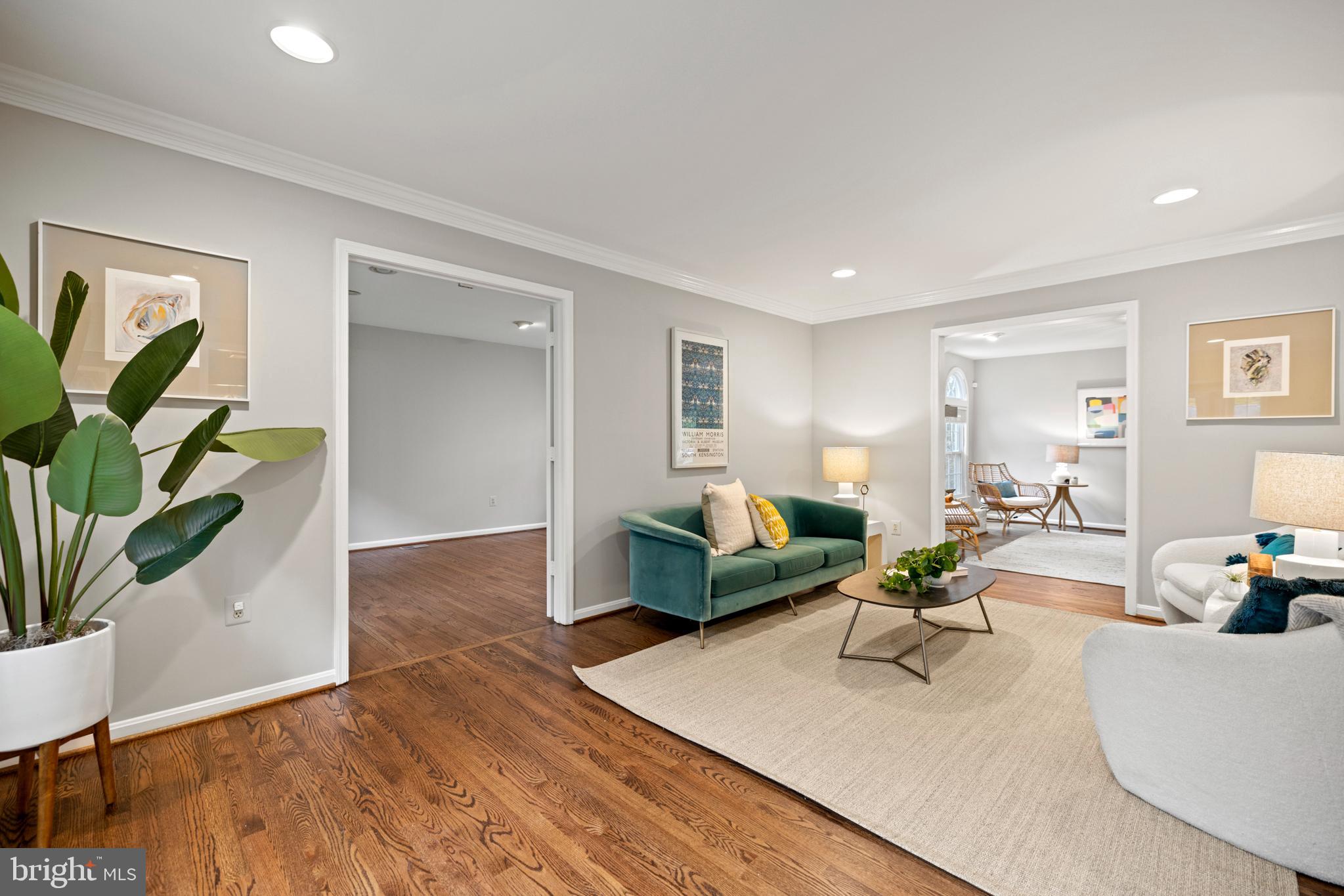 11875 Fawn Ridge Lane Reston, VA 20194 - Photo 10 of 45 Gallery Image 10