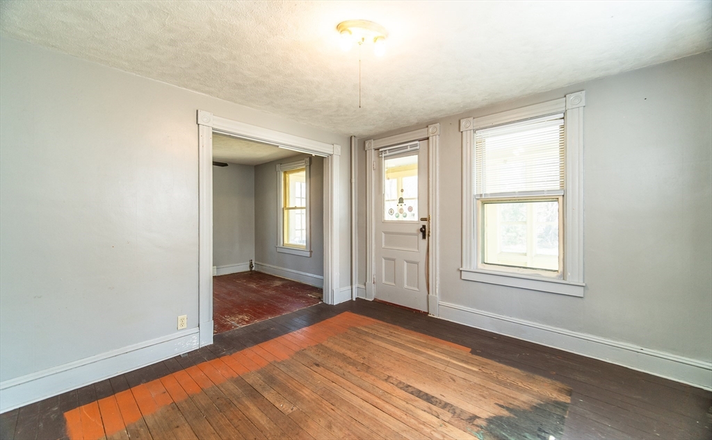 153 Ray Street Ludlow, MA 01056 - Photo 4 of 42 Gallery Image 4