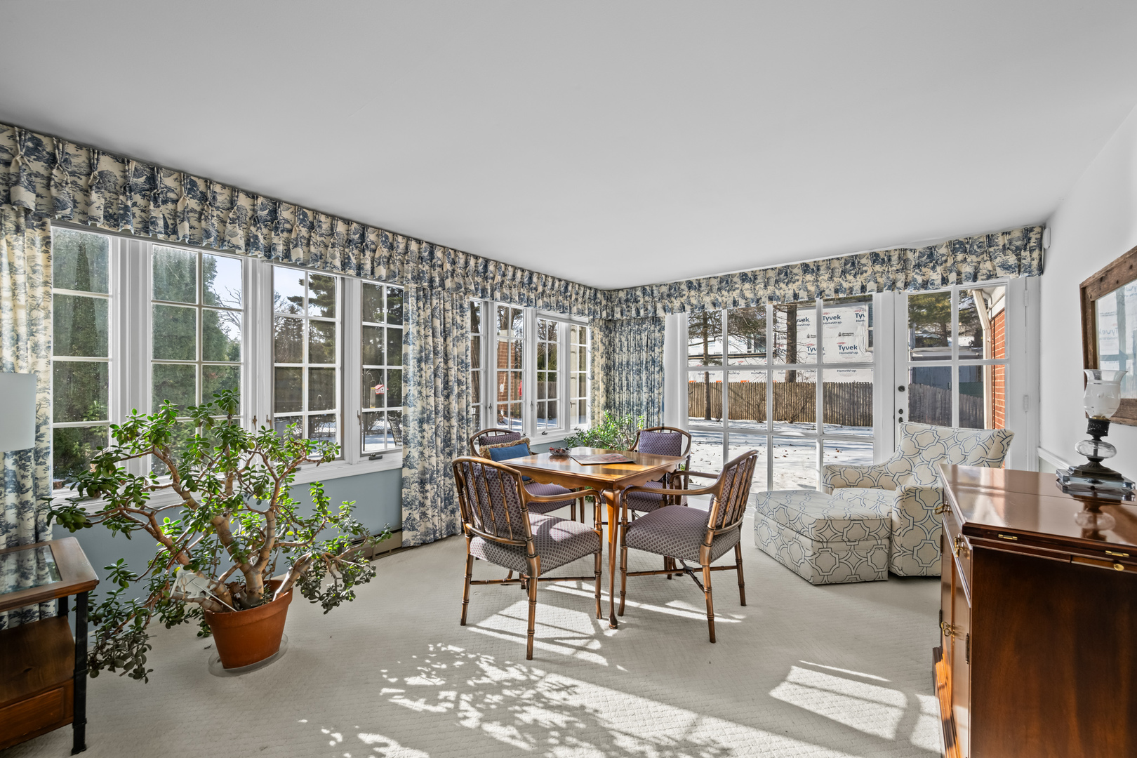 1011 Mohawk Road Wilmette, IL 60091 - Photo 6 of 11 a dining room with furniture and window