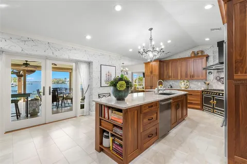 $2,149,000 | 5914 Skimmer Point Boulevard South, Gulfport, FL 33707