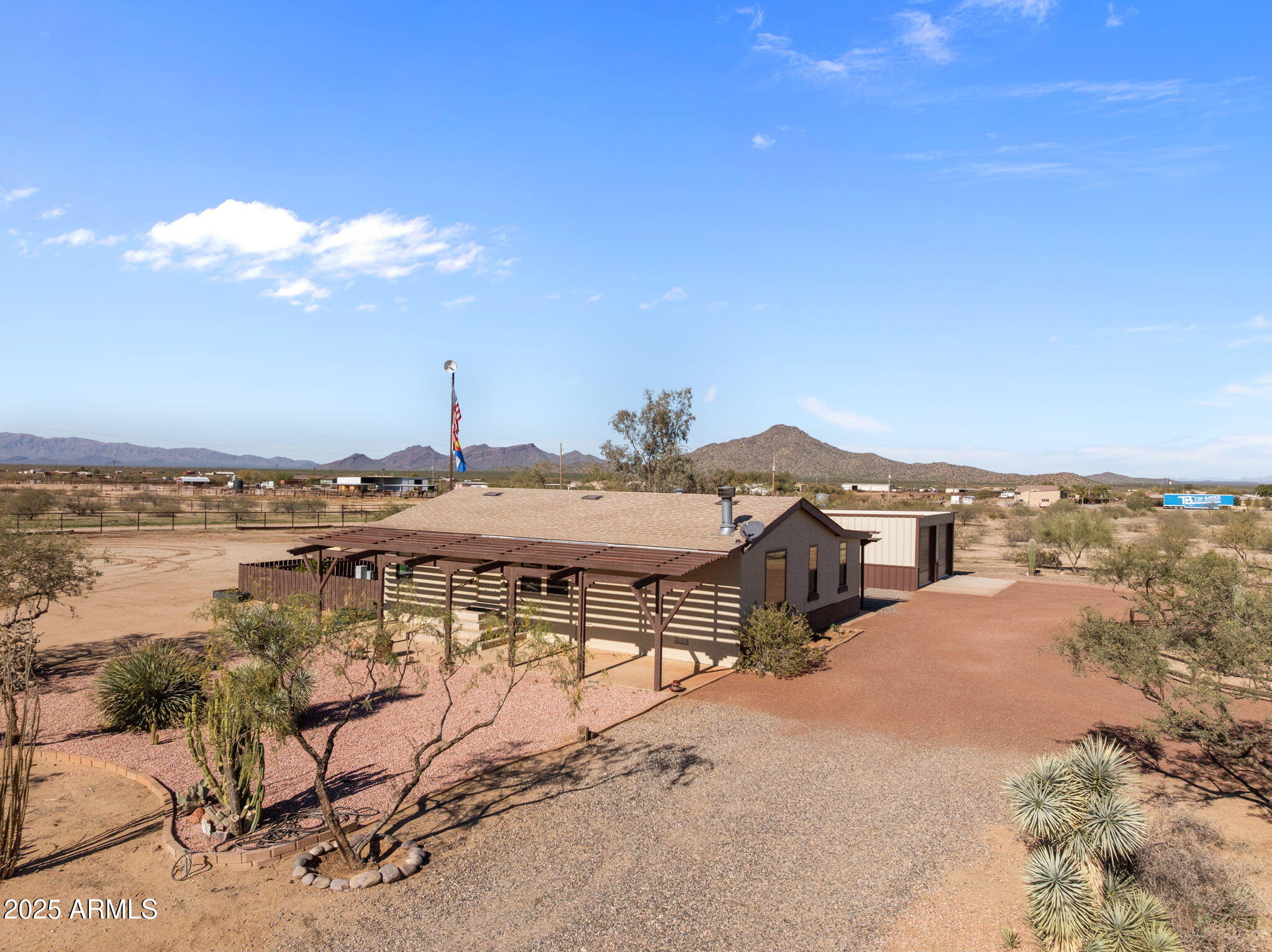 52218 North Forepaugh Peak Road Wickenburg, AZ 85390 - Photo 7 of 51 7-web-or-mls-DJI_20251211123439_0027_D
