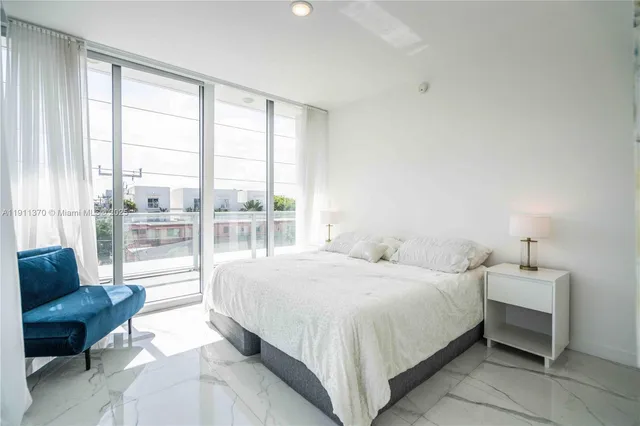 $3,950 | 8425 Crespi Boulevard, Unit 304, Miami Beach, FL 33141