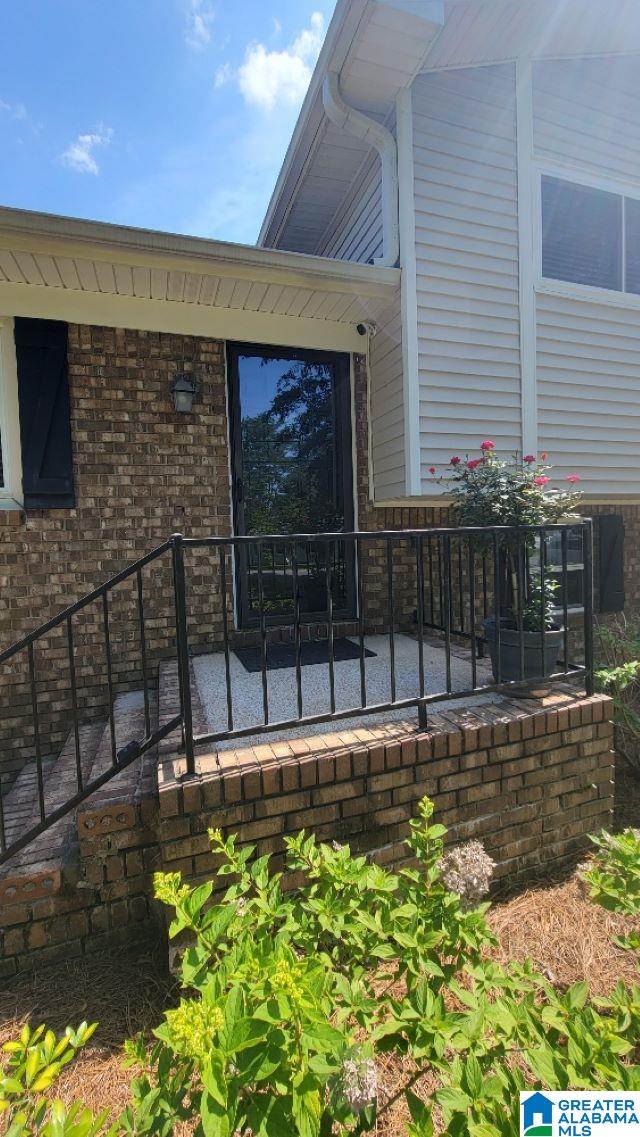 1051 7th Avenue Southwest Alabaster, AL 35007 - Photo 2 of 27