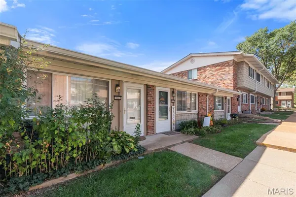 $93,500 | 10682 Carroll Wood Way, St. Louis, MO 63128