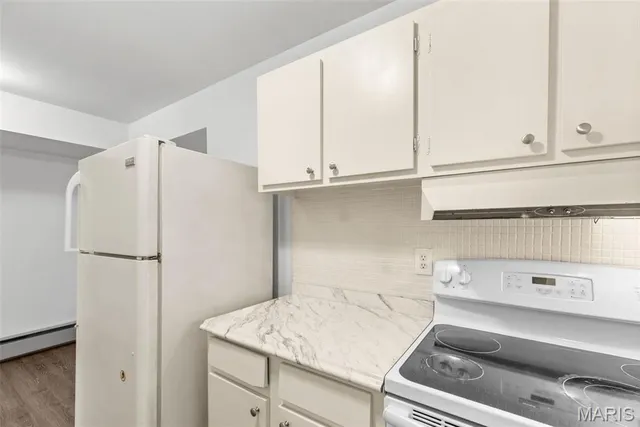 $93,500 | 10682 Carroll Wood Way, St. Louis, MO 63128