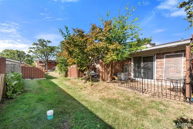 $93,500 | 10682 Carroll Wood Way, St. Louis, MO 63128