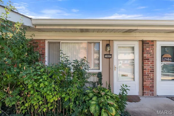 $89,700 | 10682 Carroll Wood Way, St. Louis, MO 63128