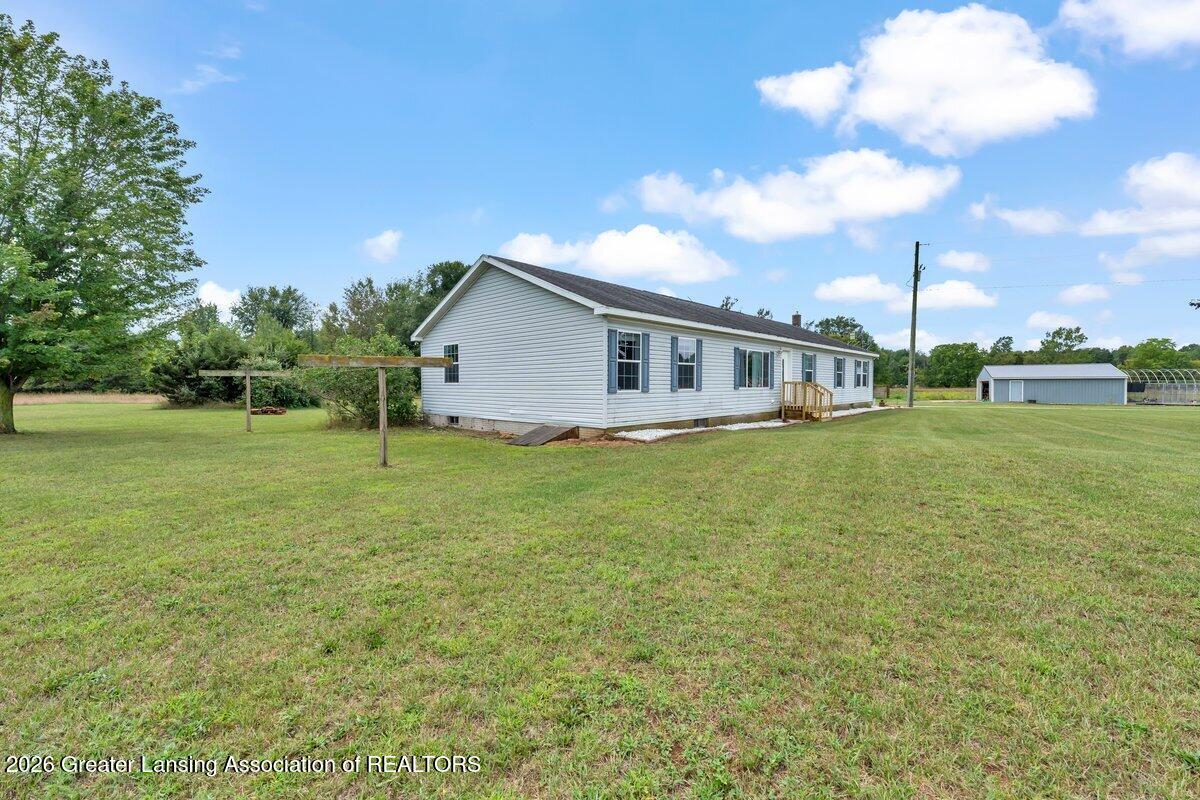 11791 Roggy Road Sumner, MI 48889 - Photo 34 of 53 DSC00537