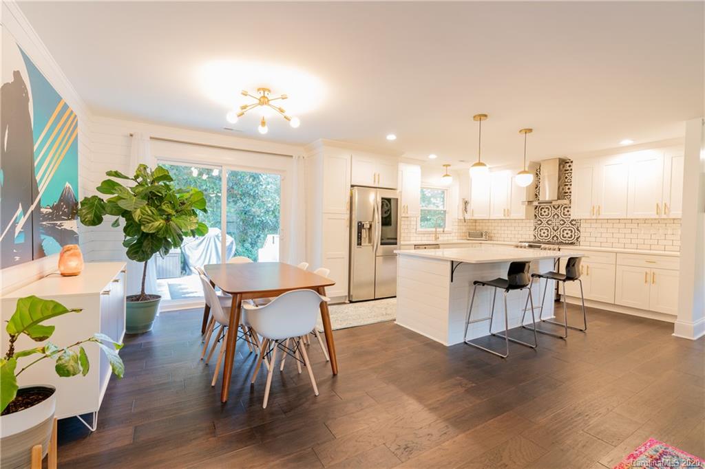 3825 Riverbend Road Charlotte, NC 28210 - Photo 4 of 32 Gallery Image 4