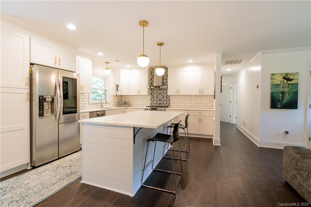3825 Riverbend Road Charlotte, NC 28210 - Photo 5 of 32 Gallery Image 5