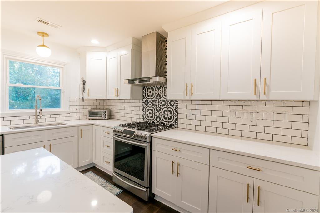 3825 Riverbend Road Charlotte, NC 28210 - Photo 8 of 32 Gallery Image 8